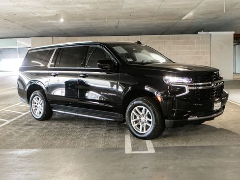 Used 2024 Chevrolet Suburban LS w/ Driver Alert Package RWD image 8