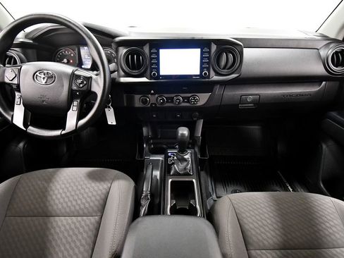 Used 2022 Toyota Tacoma SR AWD/4WD image 3