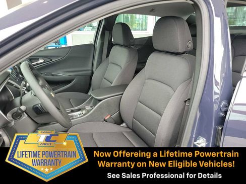 New 2025 Chevrolet Malibu LS image 18