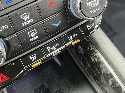 Used 2023 Dodge Durango R/T image 34