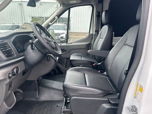 New 2025 Ford Transit 250 148 Medium Roof w/ Load Area Protection Package RWD image 13