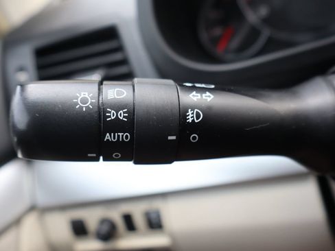 Used 2014 Subaru Outback 2.5i Premium AWD/4WD image 32