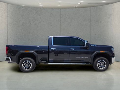 Used 2025 GMC Sierra 3500 SLT w/ SLT Convenience Package AWD/4WD image 2