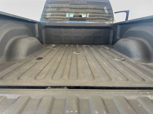 Used 2016 RAM 2500 Laramie w/ Sport Appearance Group AWD/4WD image 18