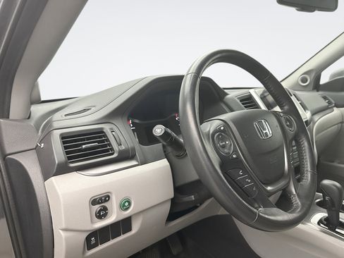 Used 2017 Honda Pilot EX-L image 7