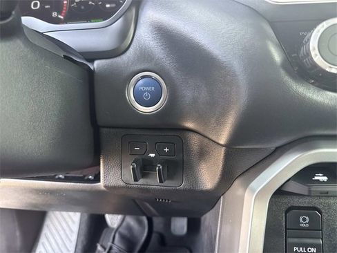 Used 2024 Toyota Tundra Platinum image 30