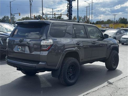Used 2023 Toyota 4Runner TRD Off-Road Premium w/ Moonroof Package AWD/4WD image 2