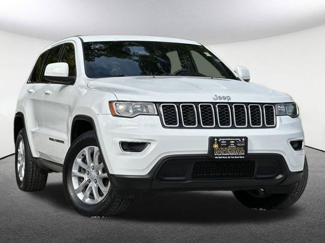 Used 2021 Jeep Grand Cherokee Laredo AWD/4WD image 2