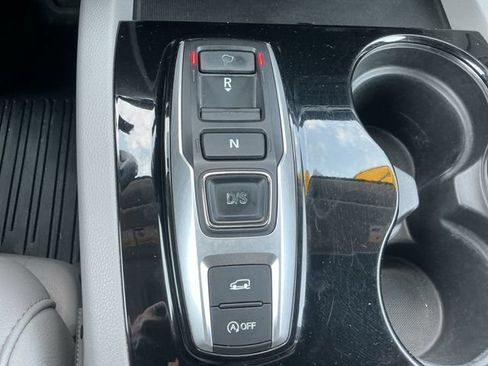 Used 2017 Honda Pilot Touring image 23