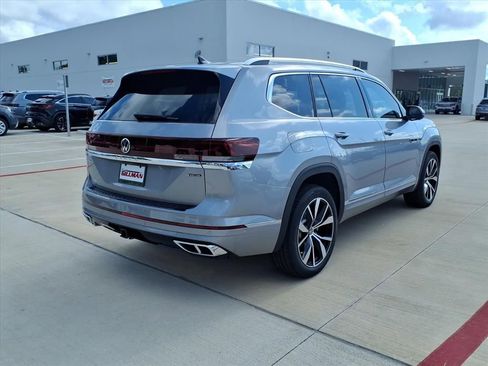 New 2026 Volkswagen Atlas SEL Premium R-Line AWD/4WD image 6