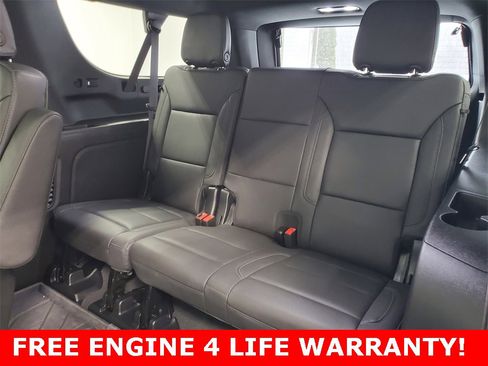 Used 2023 Chevrolet Suburban Z71 w/ Luxury Package image 32