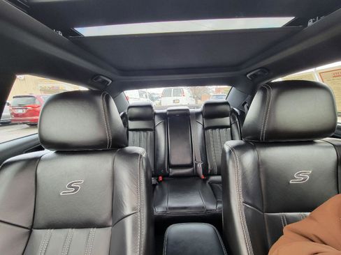 Used 2023 Chrysler 300 S RWD image 21