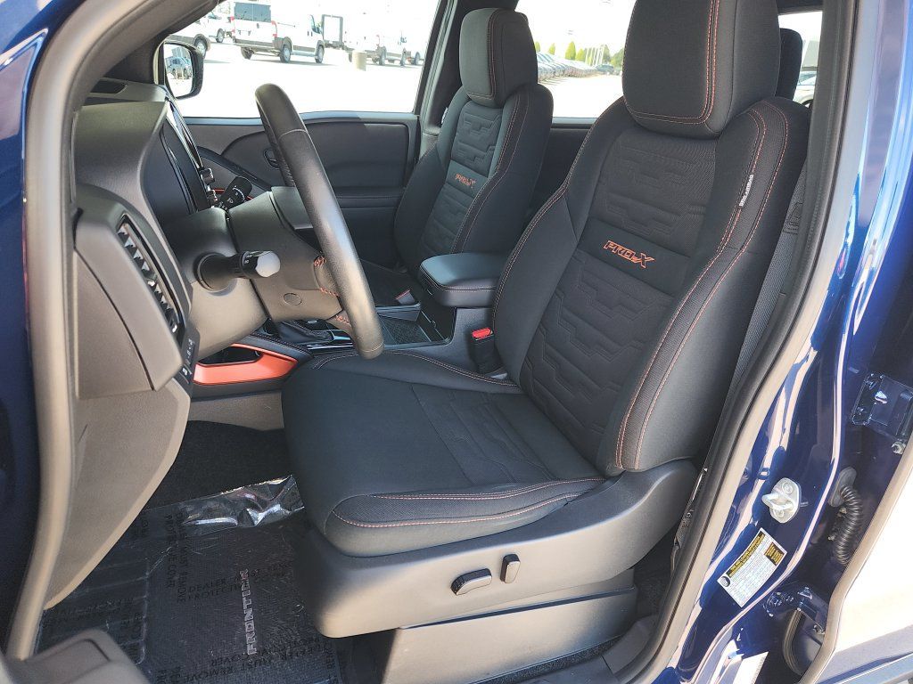 Used 2023 Nissan Frontier Pro-X w/ Pro Convenience Package RWD image 13