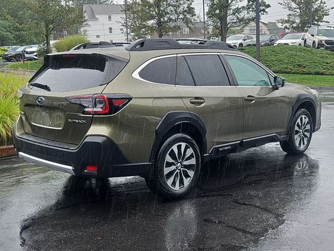 Certified 2024 Subaru Outback Limited AWD/4WD image 2