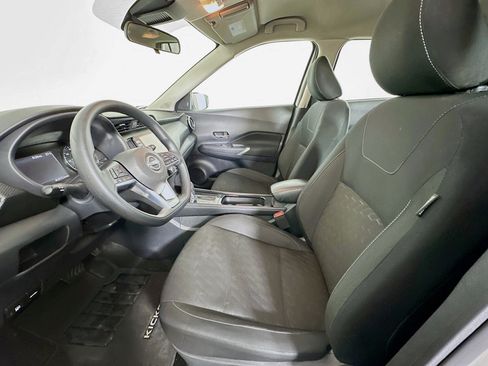 Used 2024 Nissan Kicks SV image 13