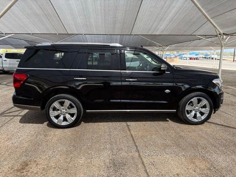 Used 2023 Ford Expedition King Ranch image 9