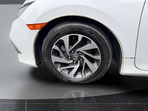 Used 2020 Honda Civic LX image 10