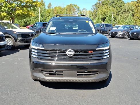 New 2026 Nissan Kicks SR w/ SR Premium Package image 2