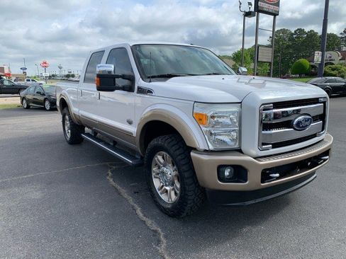 Used 2011 Ford F250 King Ranch w/ King Ranch w/Chrome Pkg image 6