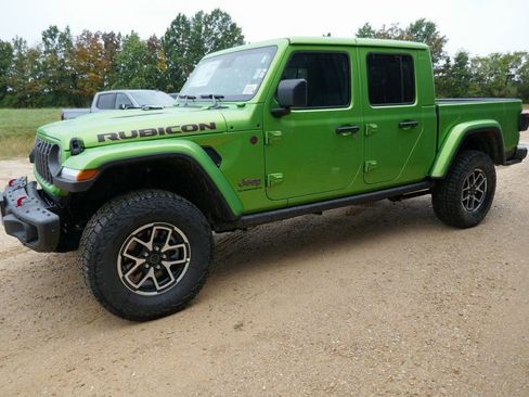 New 2025 Jeep Gladiator Rubicon image 7