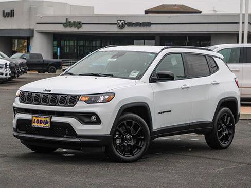 New 2026 Jeep Compass Latitude image 1