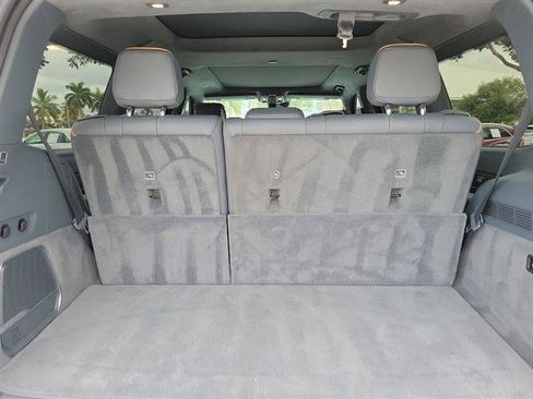 Used 2023 Jeep Grand Wagoneer Series II image 34