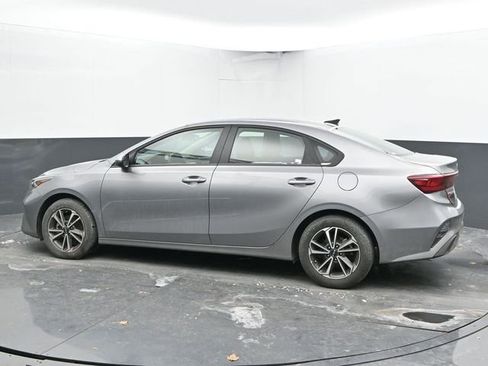 Used 2024 Kia Forte LXS image 7