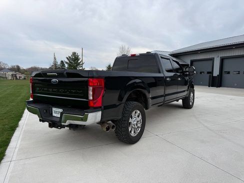 Used 2020 Ford F350 Lariat w/ Chrome Package image 6