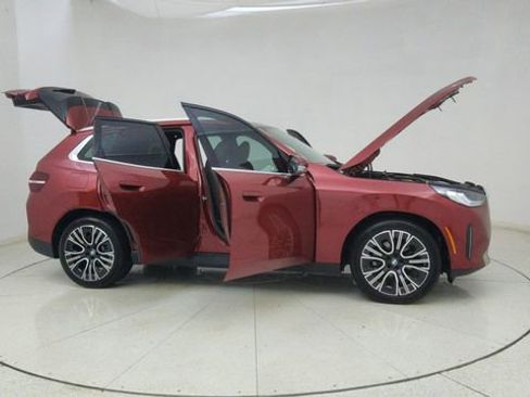 Used 2025 BMW X3 xDrive30i image 70