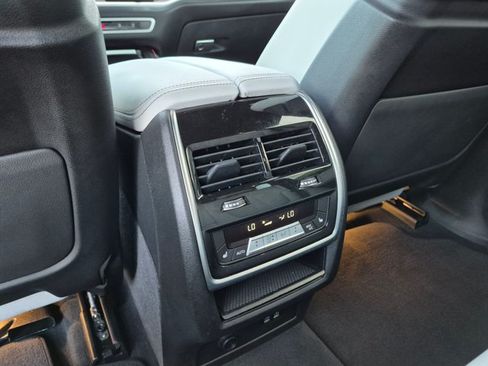 Used 2024 BMW X5 M60i w/ Climate Comfort Package AWD/4WD image 19