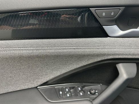 New 2026 Volkswagen Tiguan S AWD/4WD image 10