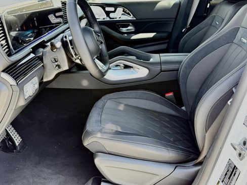 New 2026 Mercedes-Benz GLE 63 AMG S image 19