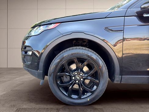 Used 2018 Land Rover Discovery Sport HSE AWD/4WD image 21