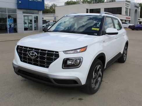 New 2026 Hyundai Venue SEL FWD image 1