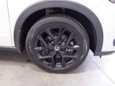 Certified 2023 Honda HR-V Sport image 12