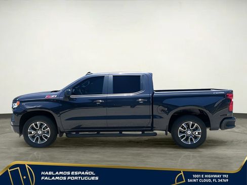 Used 2024 Chevrolet Silverado 1500 RST w/ Z71 Off-Road Package AWD/4WD image 3