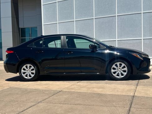 Certified 2024 Toyota Corolla LE FWD image 3