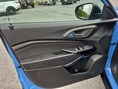 Used 2024 Chevrolet Trax RS w/ Sunroof Package image 11