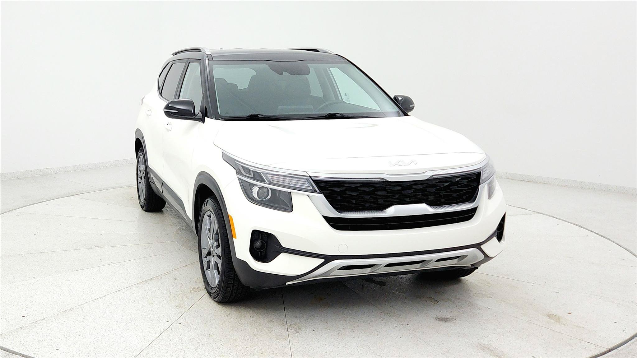 Used 2023 Kia Seltos S FWD image 8
