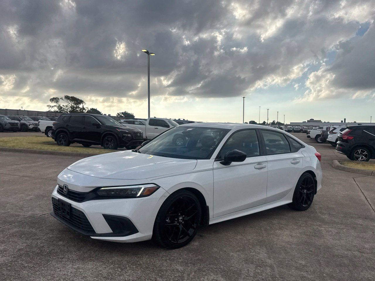 Used 2024 Honda Civic Sport image 10