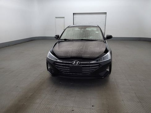 Used 2019 Hyundai Elantra SE w/ Cargo Package FWD image 15