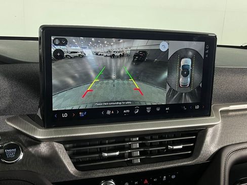 Used 2025 Ford Explorer Platinum w/ LUX Leather Package image 21