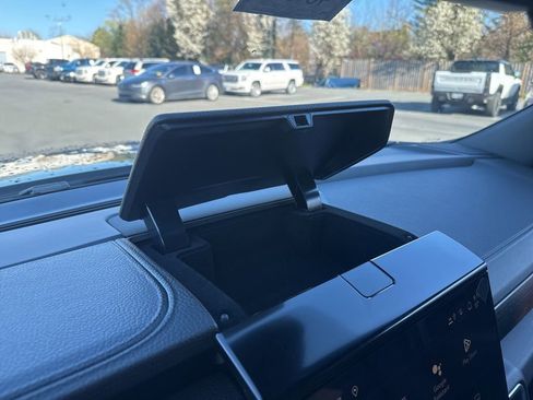 New 2026 GMC Yukon Denali w/ Denali Reserve Package AWD/4WD image 48