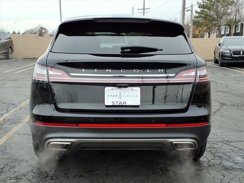 Certified 2022 Lincoln Nautilus Reserve image 6