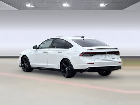 Certified 2023 Honda Accord Sport image 3