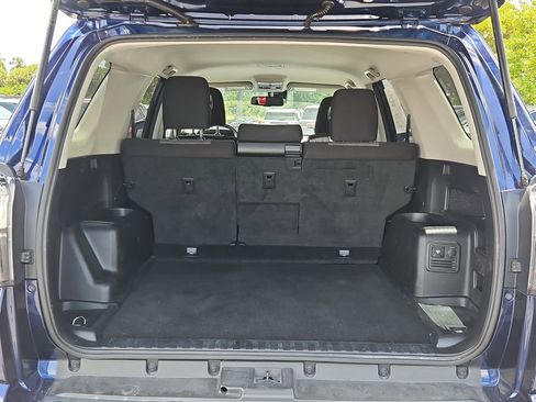 Used 2020 Toyota 4Runner SR5 image 6