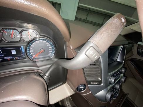 Used 2018 Chevrolet Tahoe Premier AWD/4WD image 20
