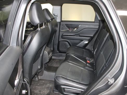 Used 2022 Lincoln Corsair Reserve w/ Elements Package image 19