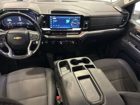 Used 2024 Chevrolet Silverado 3500 LT w/ Safety Package AWD/4WD image 34