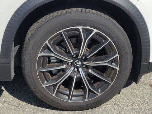 Certified 2025 MAZDA CX-70 Plug-In Hybrid w/ Premium Pkg image 5